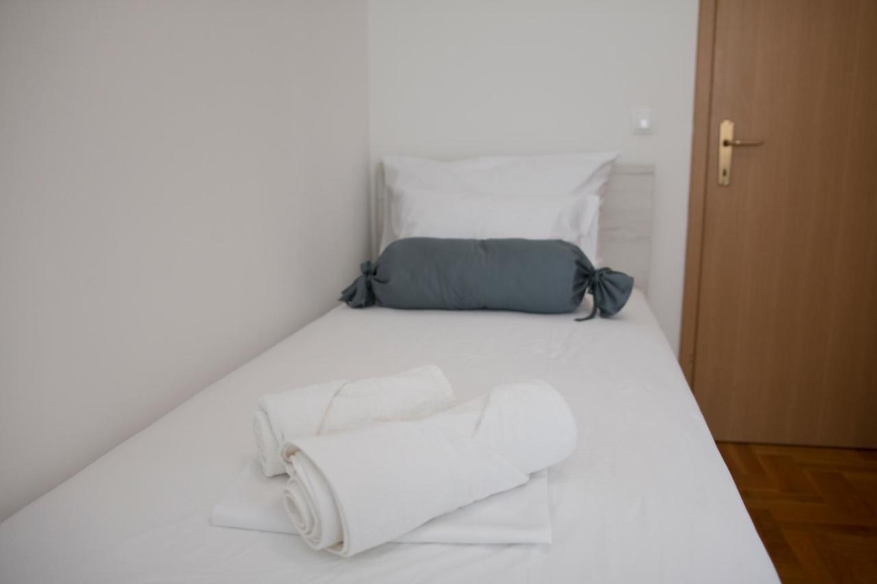 Memories Apartment โมสตาร์ ภายนอก รูปภาพ