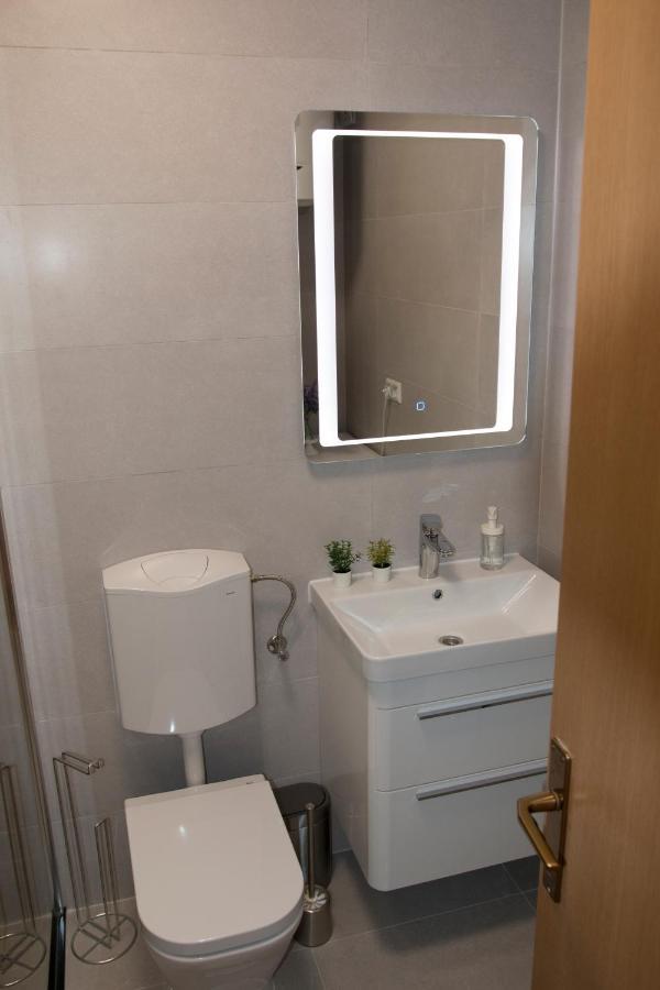 Memories Apartment โมสตาร์ ภายนอก รูปภาพ